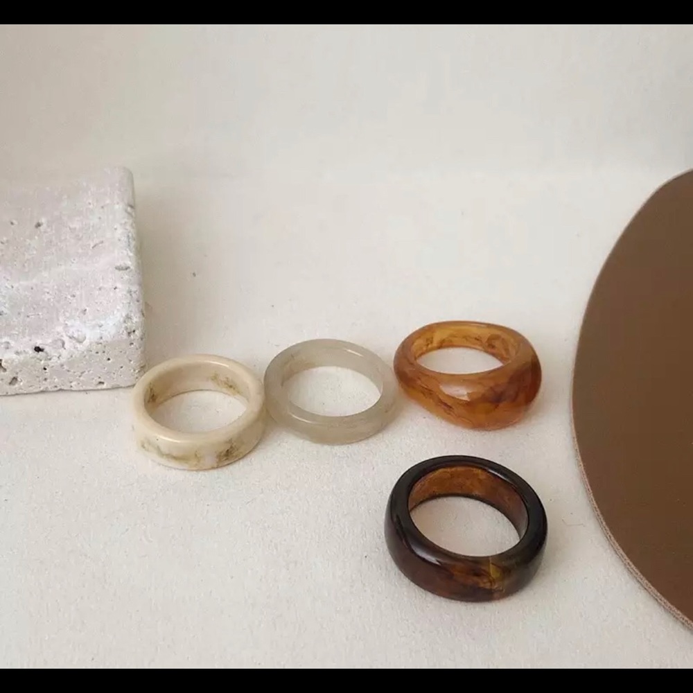 Brand new acrylic rings set